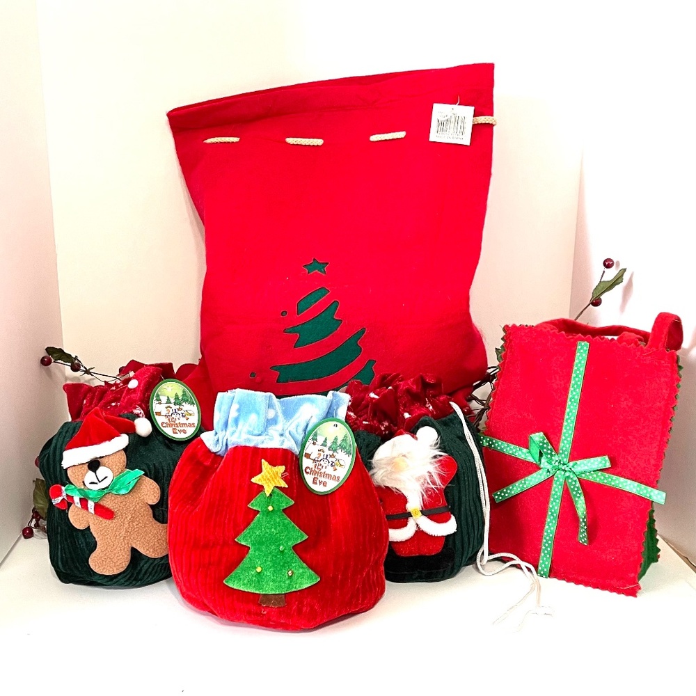 Christmas specialty gift bags. Total of 6 in this purchase.